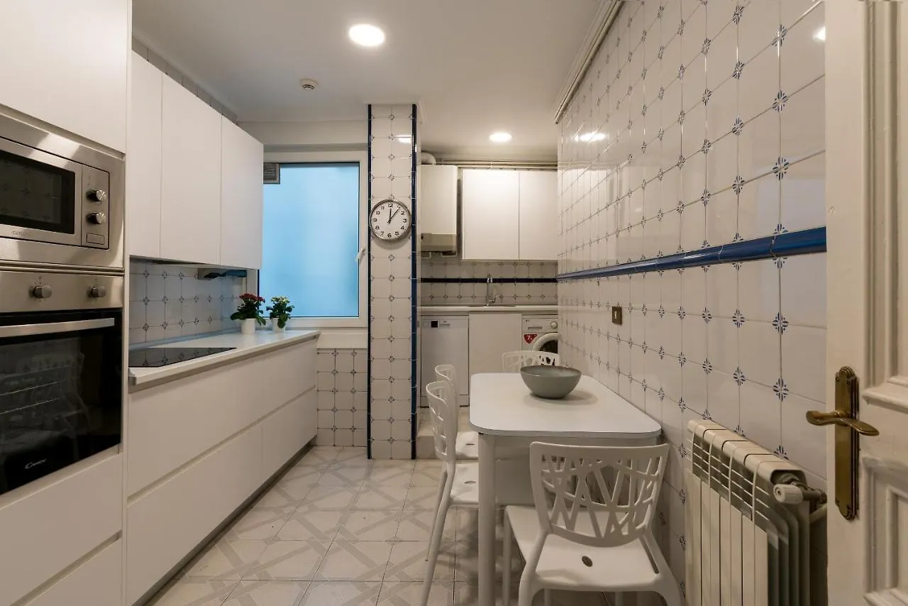 Amama Apartment By People Rentals Bilbao